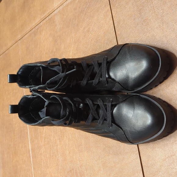 Black Combat Style Boots - Picture 2 of 5